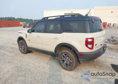 2024 Ford Bronco Sport Badlands z USA, uszkodzony, nr VIN 3FMCR9D93RRE12485